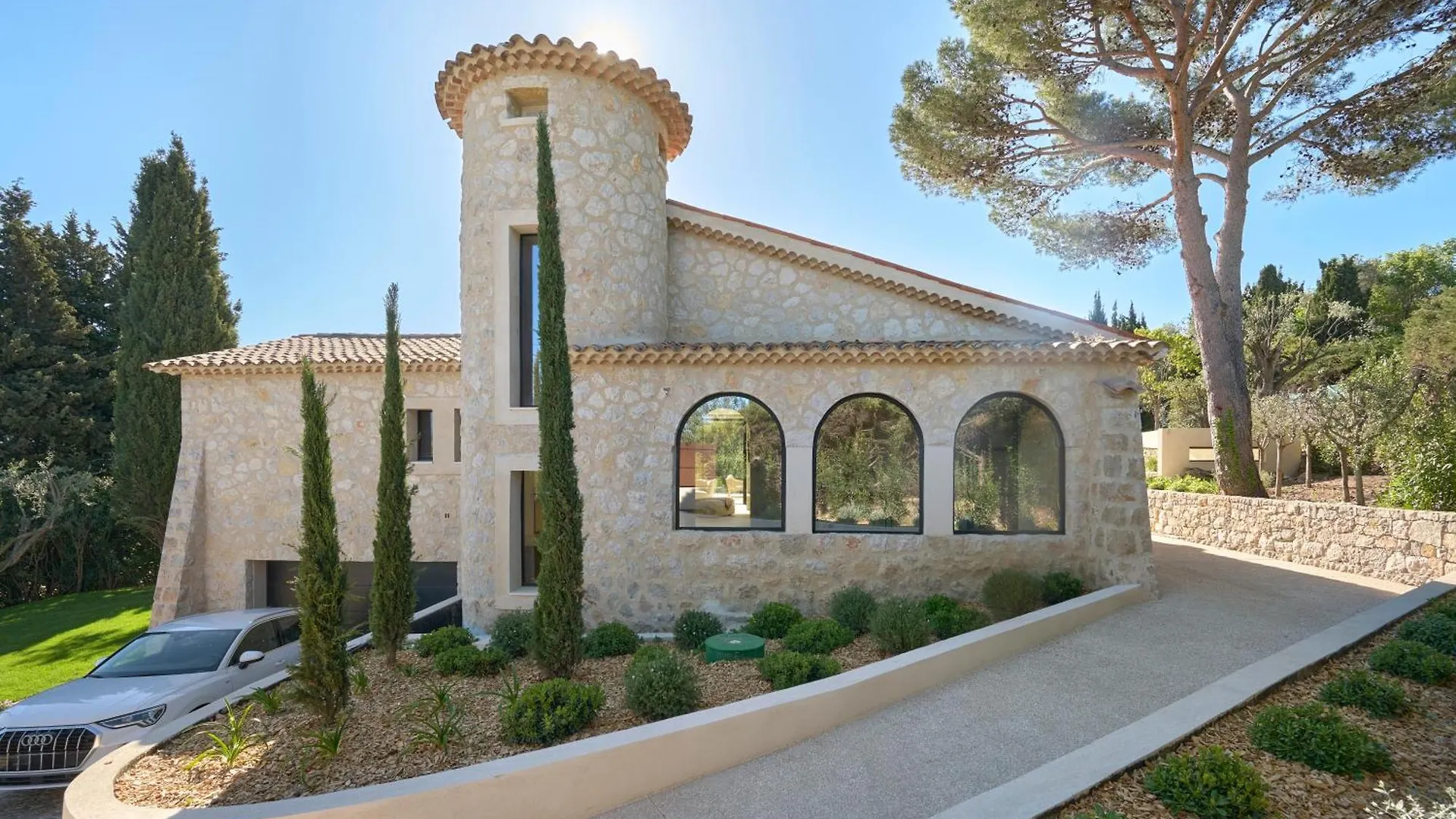 Villa A Pied Du Village De 穆然